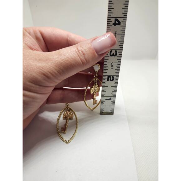2.5” “CN” Made In China Gold Tone Skeleton Key Stud dangle Earrings - Picture 3 of 6